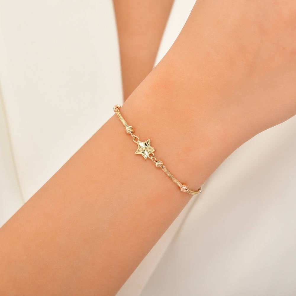 Altın Yıldız Bileklik