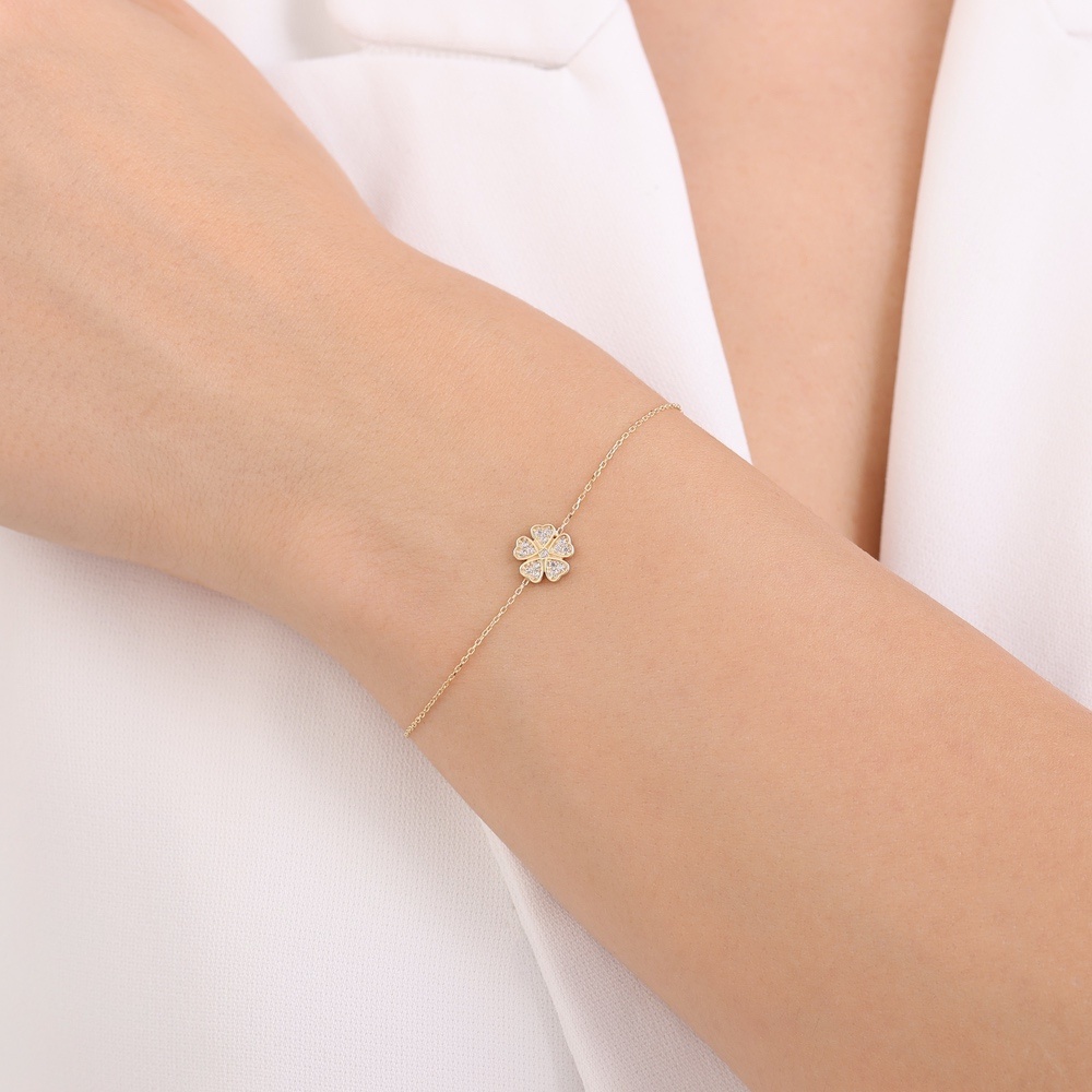 Altın Taşlı Yonca Bileklik