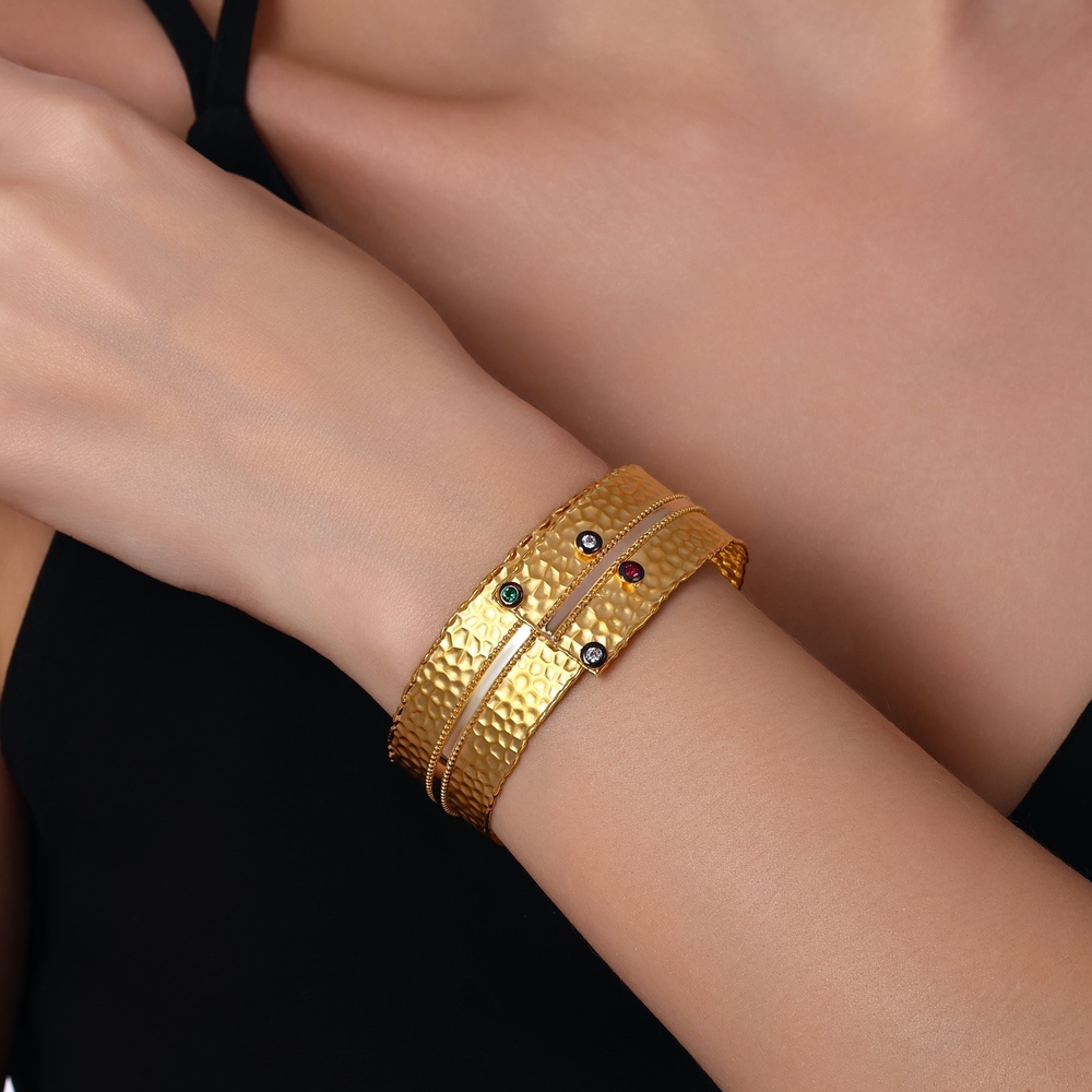 Altın Kelepçe Bilezik