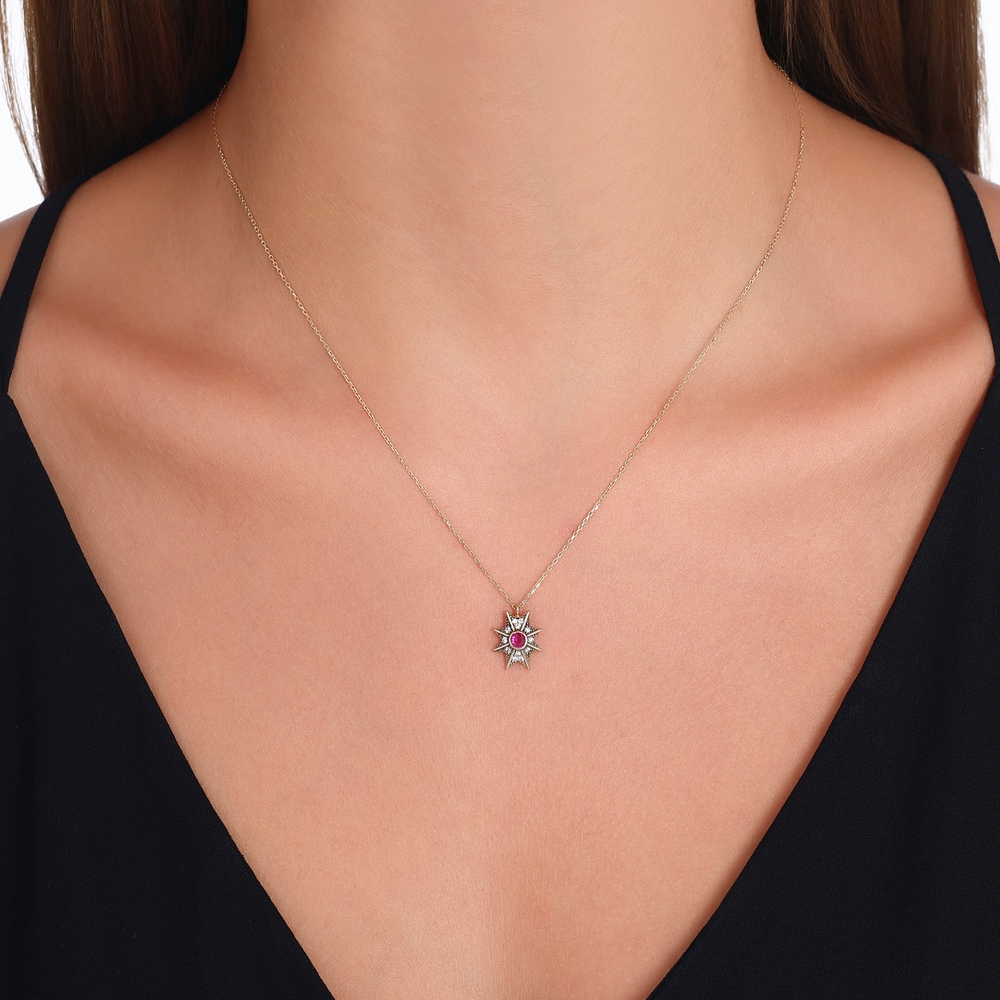 Altın Renkli Taşlı Kolye