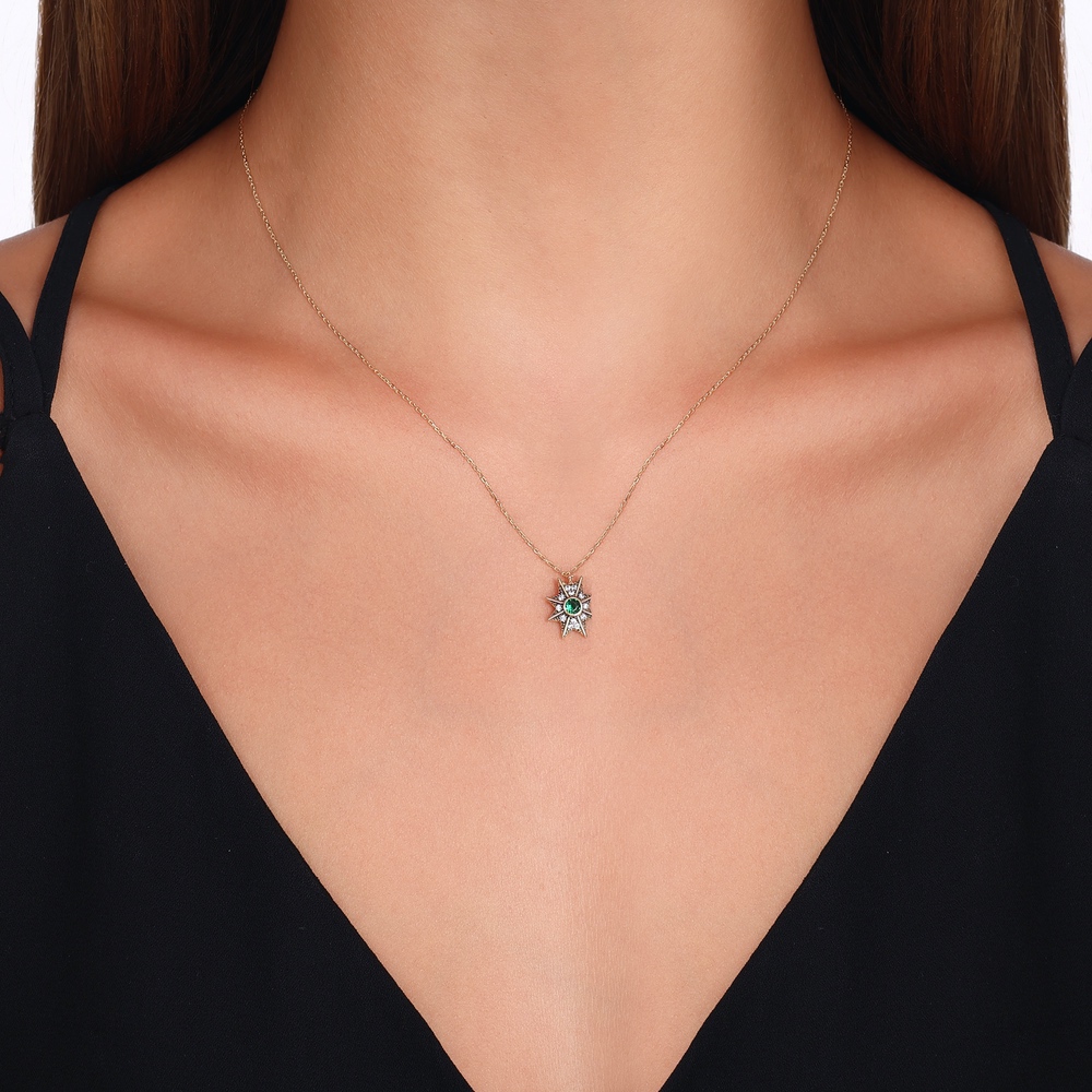 Altın Renkli Taşlı Kolye