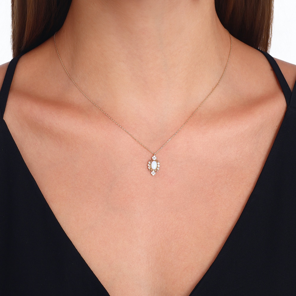 Altın Tasarım Kolye