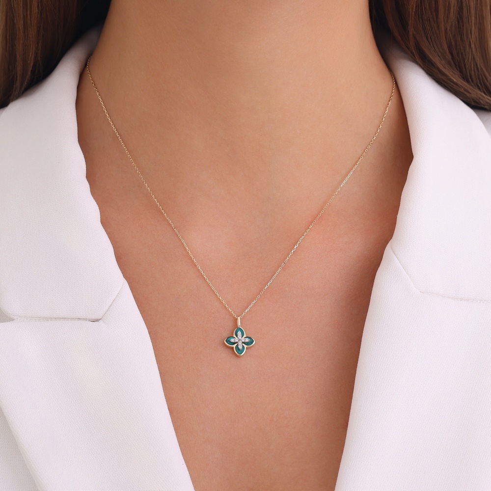 Altın Çiçek Kolye