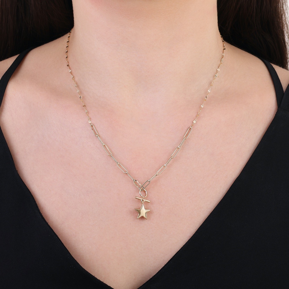 Altın Yıldız Kolye