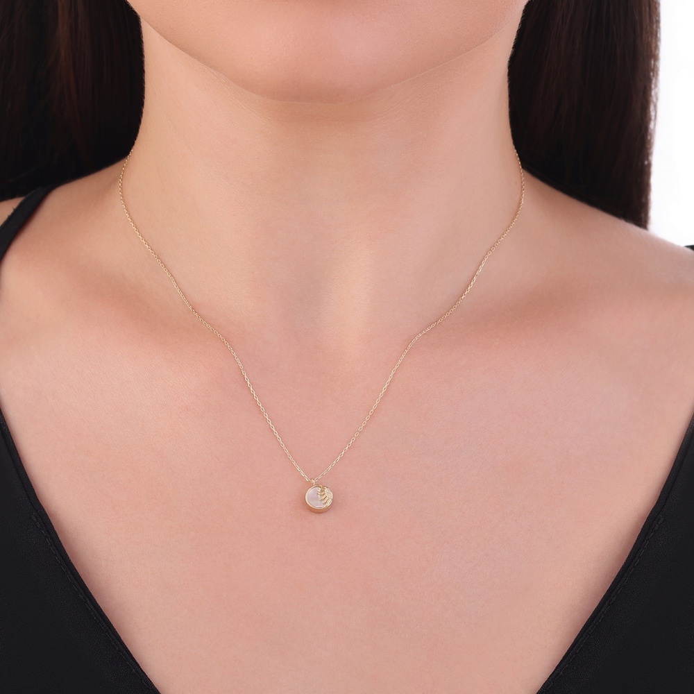 Altın Güneş Kolye