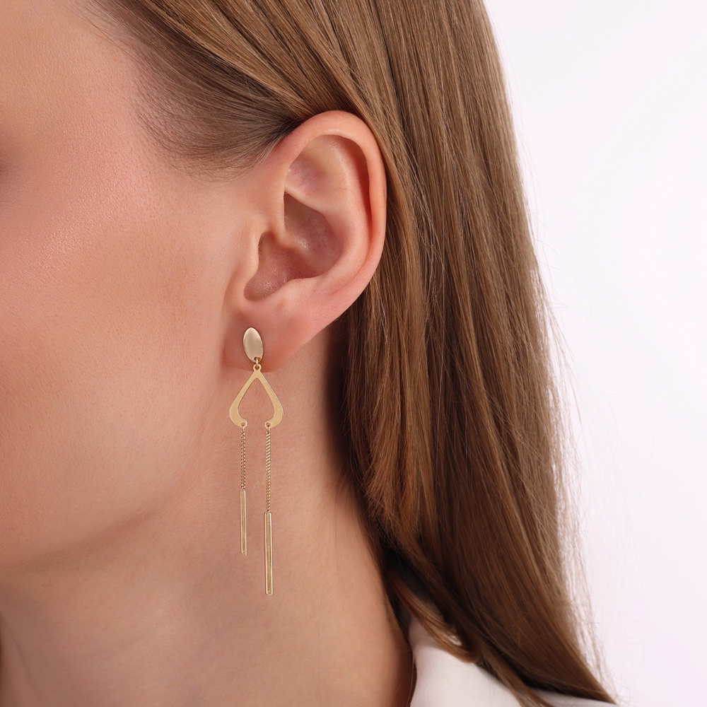 Altın Sallantılı Tasarım Küpe