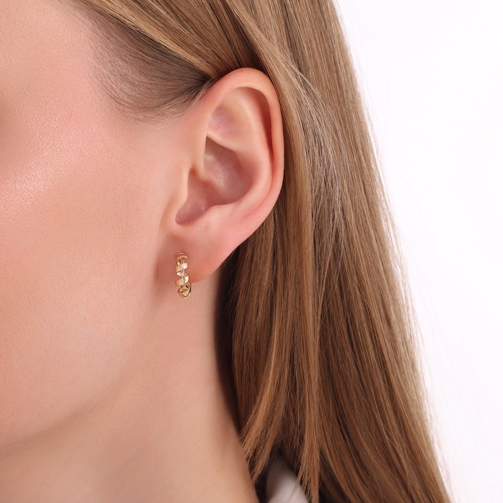 Altın Tasarım Halka Küpe