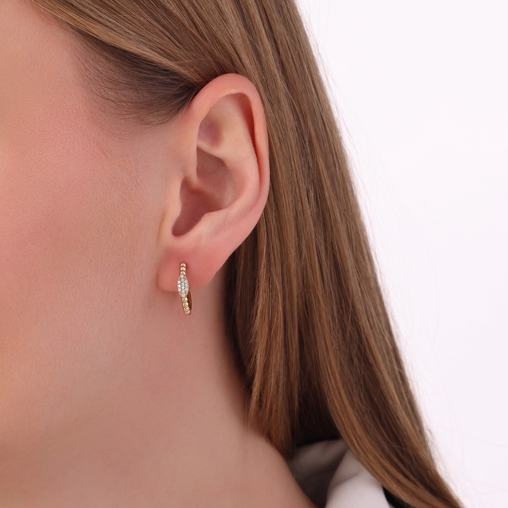 Altın Taşlı Halka Küpe