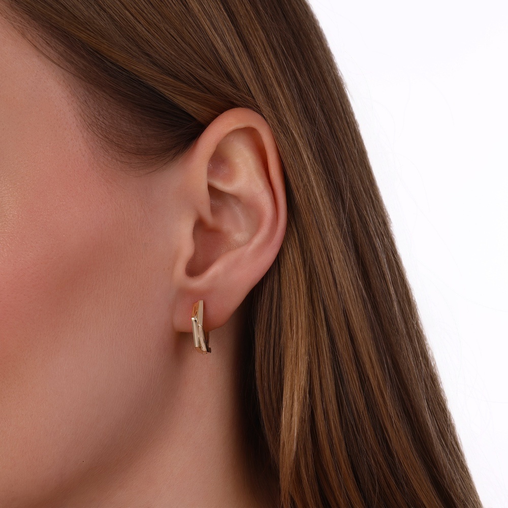 Altın Tasarım Halka Küpe