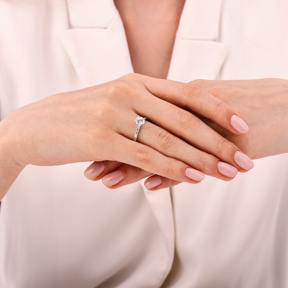 Altın Tektaş Yüzük