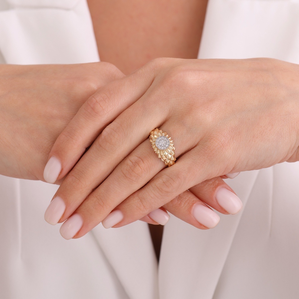 Altın Taşlı Tasarım Yüzük