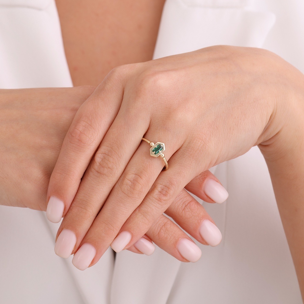 Yeşil Taşlı Altın Yüzük