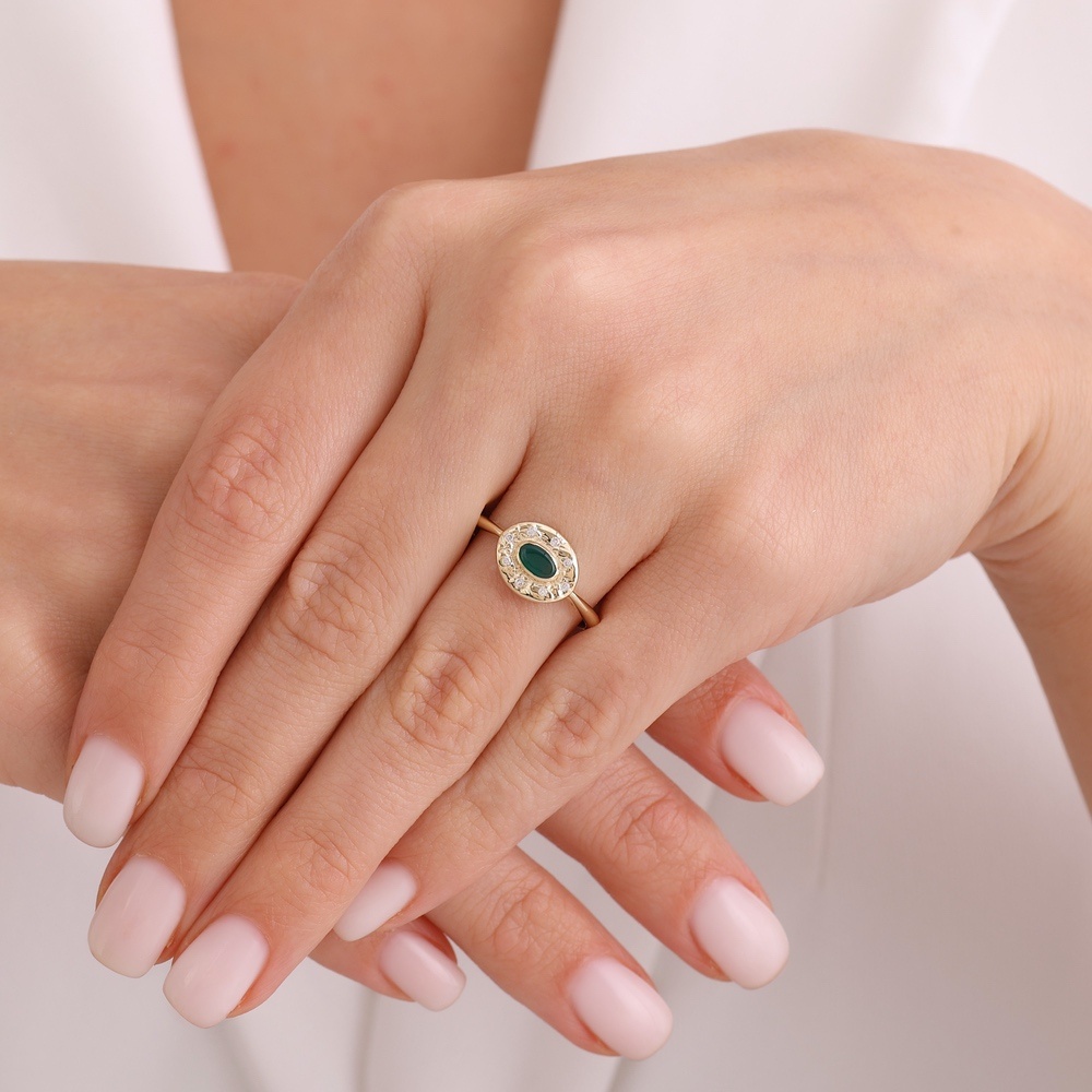 Yeşil Taşlı Altın Yüzük