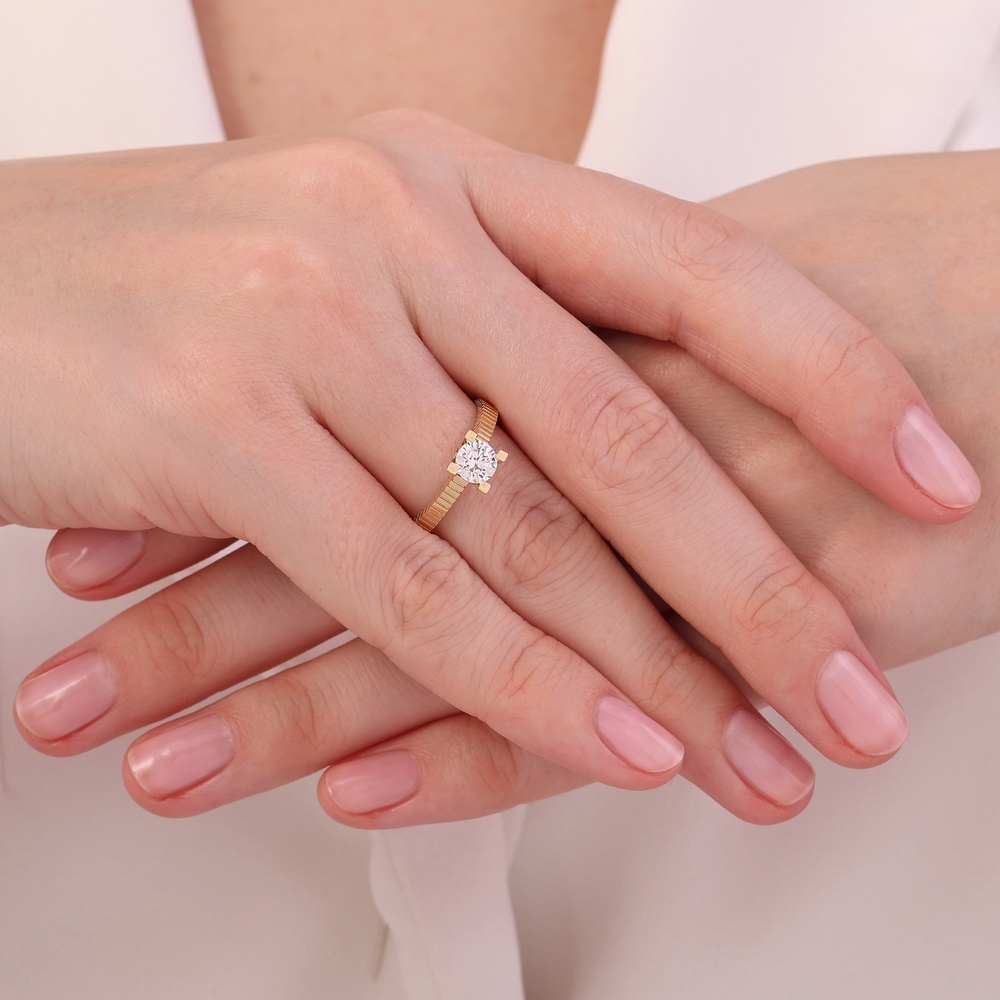 Altın Tektaş Yüzük