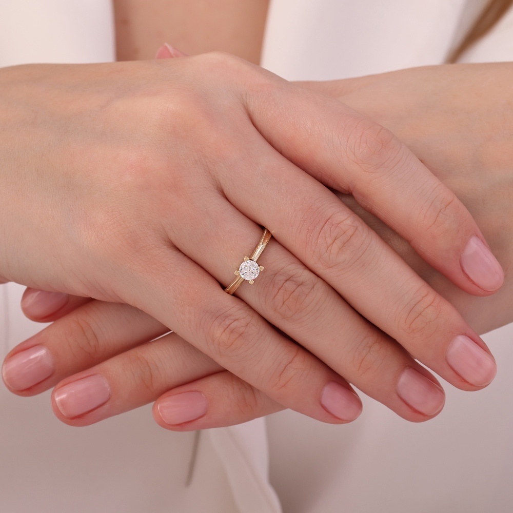 Altın Tektaş Yüzük