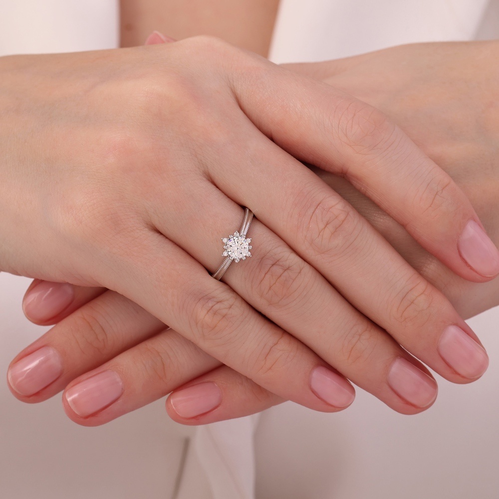 Altın Tektaş Yüzük