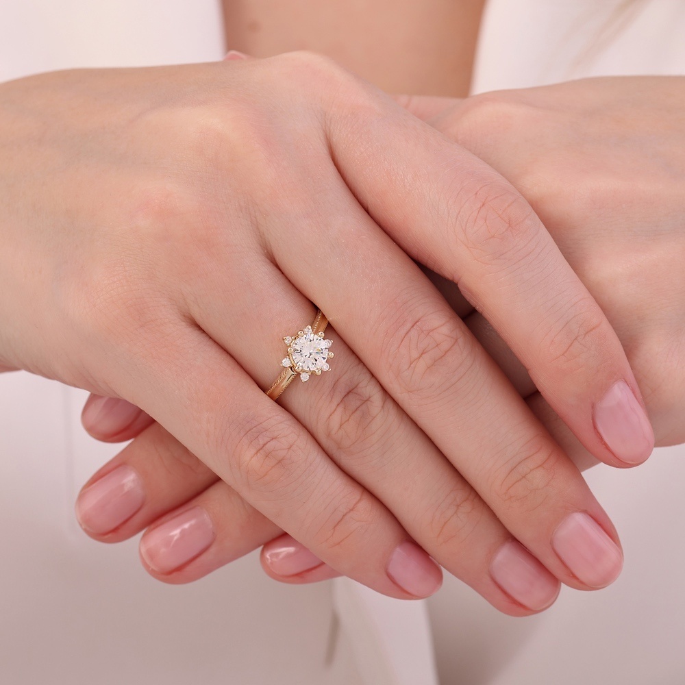 Altın Tektaş Yüzük