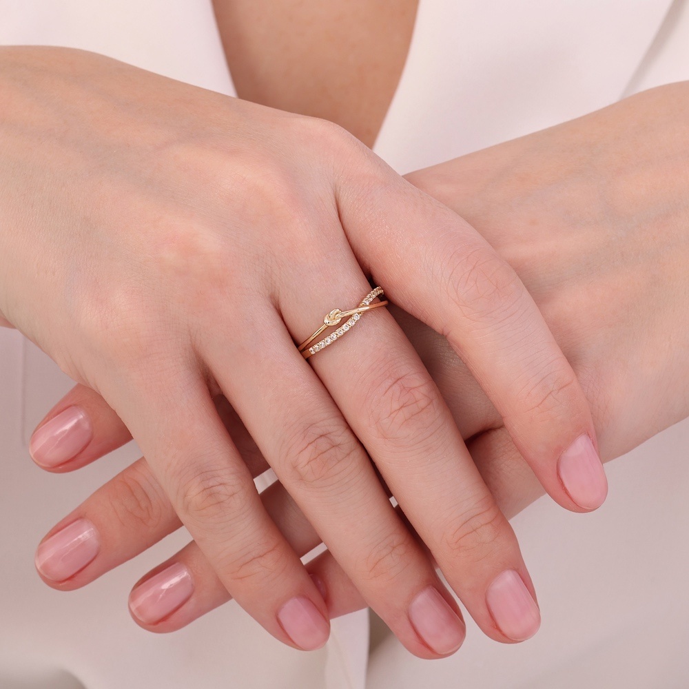 Altın Taşlı Düğüm Yüzük