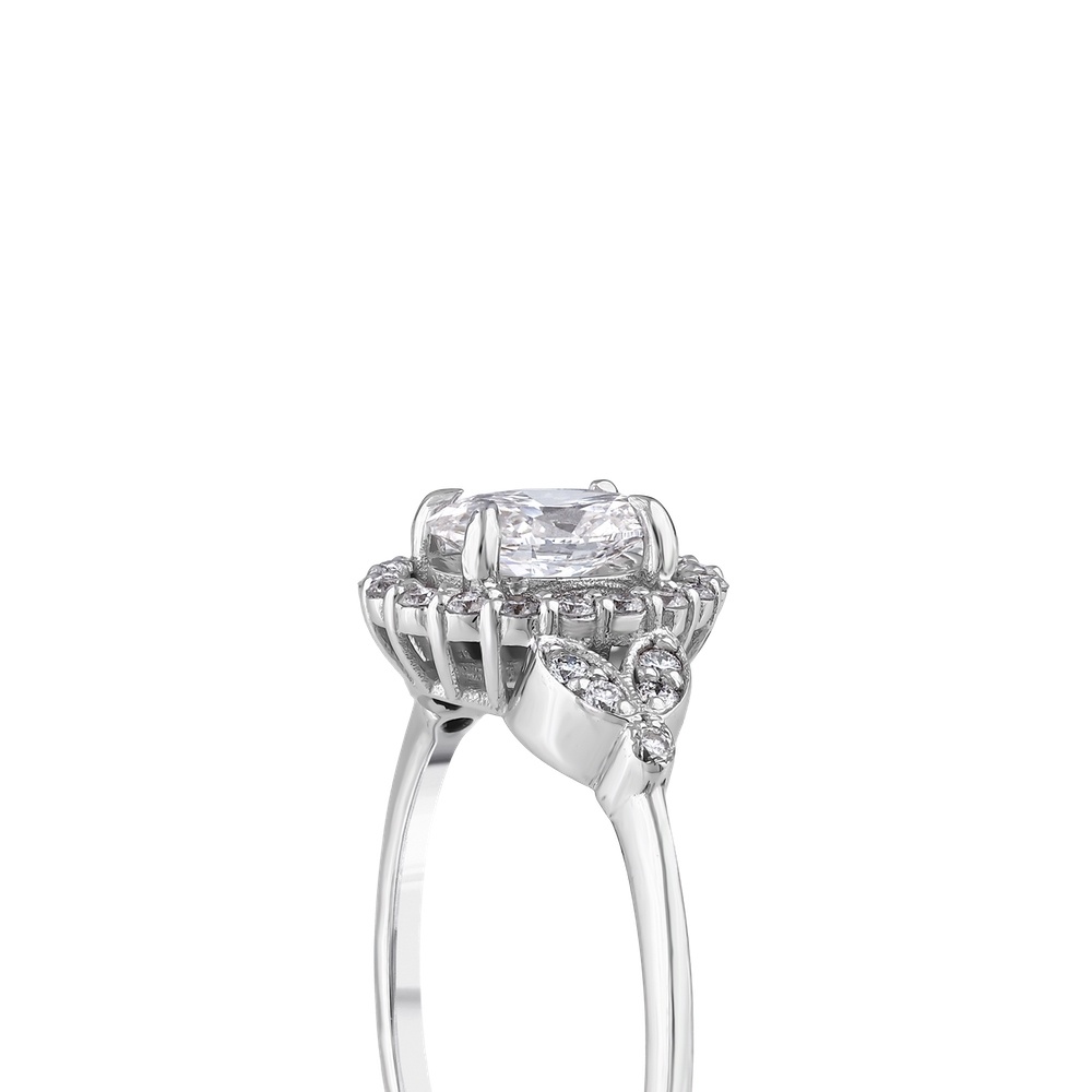 Pırlanta Oval Taşlı Yüzük